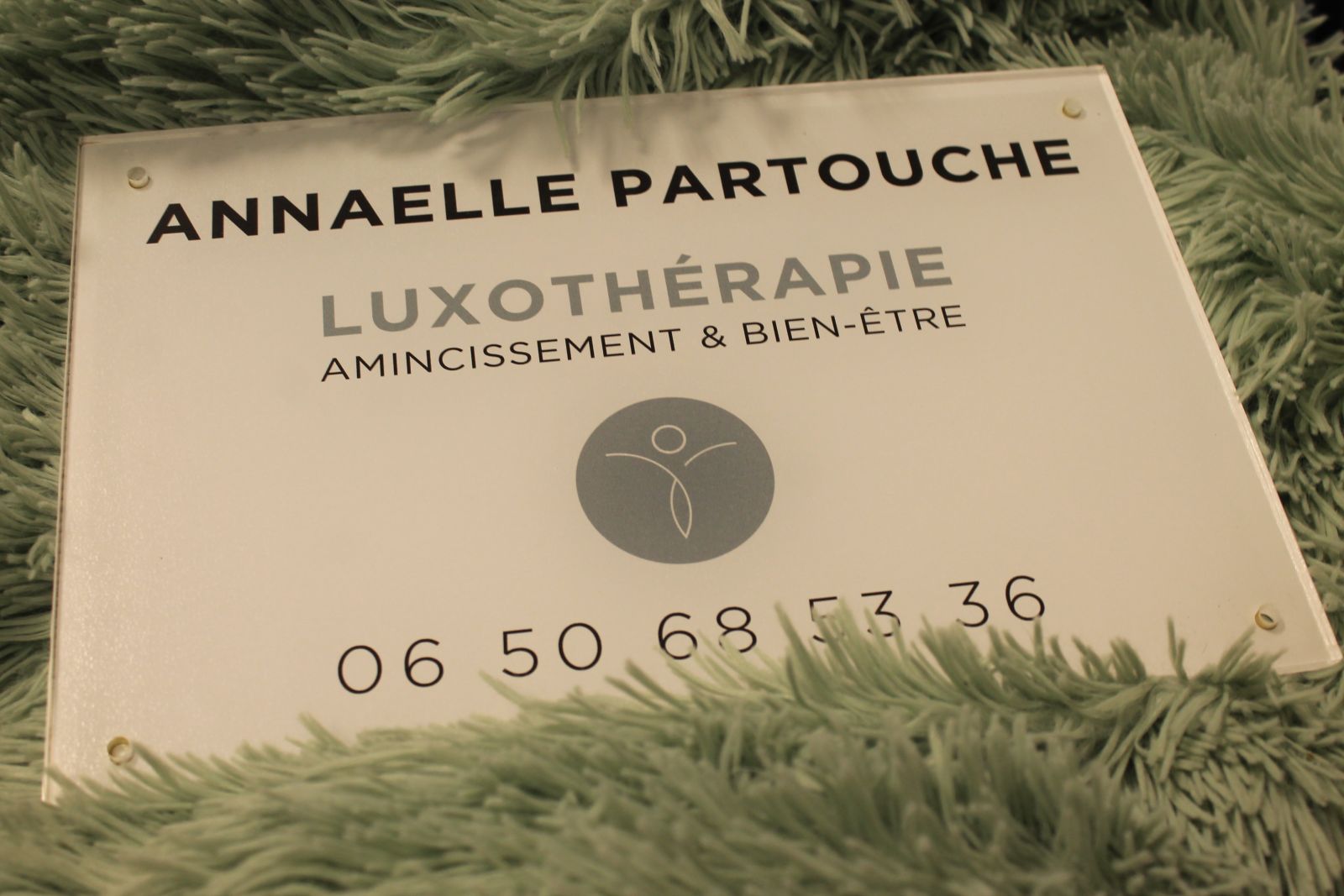 Plaque professionnelle en plexiglas avec impression numérique pour une luxotherapie