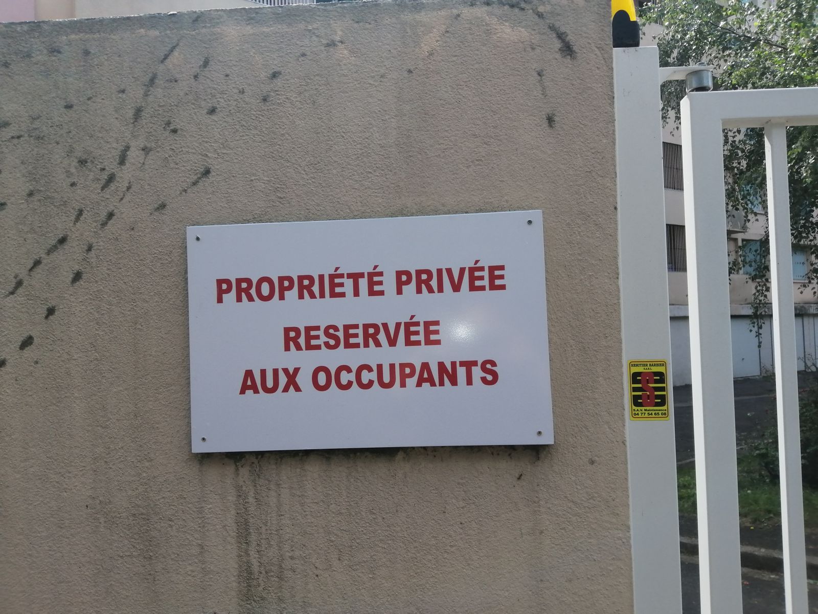 plaque signaletique en alucobon pour une copropriété